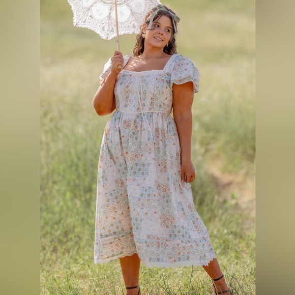 JessaKae Dresses & Skirts - Floral Puff-Sleeve Midi Dress - White